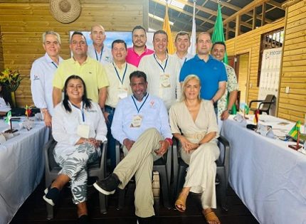 Director de la CRQ fue nombrado como integrante de la junta directiva de ASOCARS y firmó la “Alianza por las áreas protegidas de Colombia”